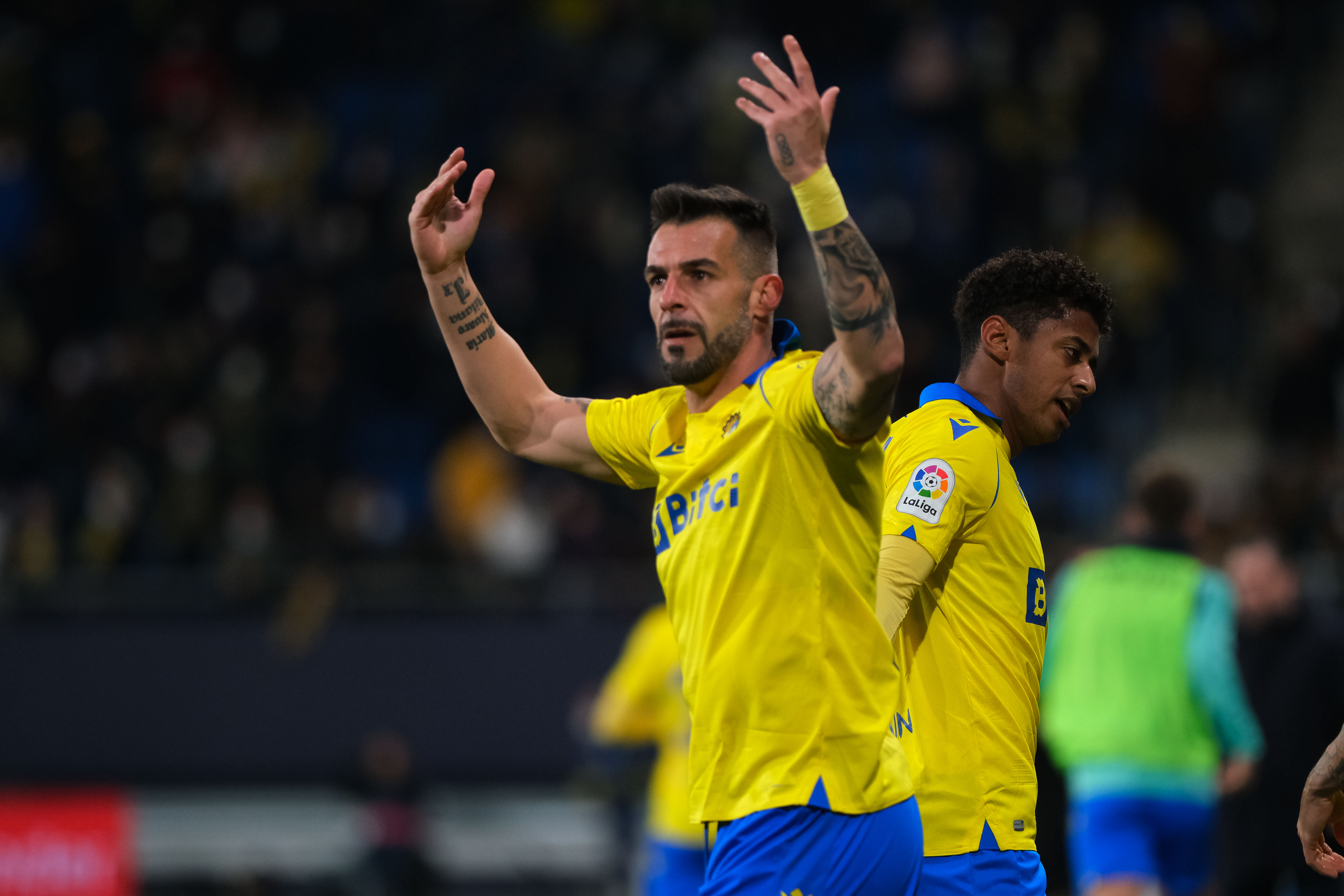 西班牙队决赛迎战劲敌，目标只有终止连败